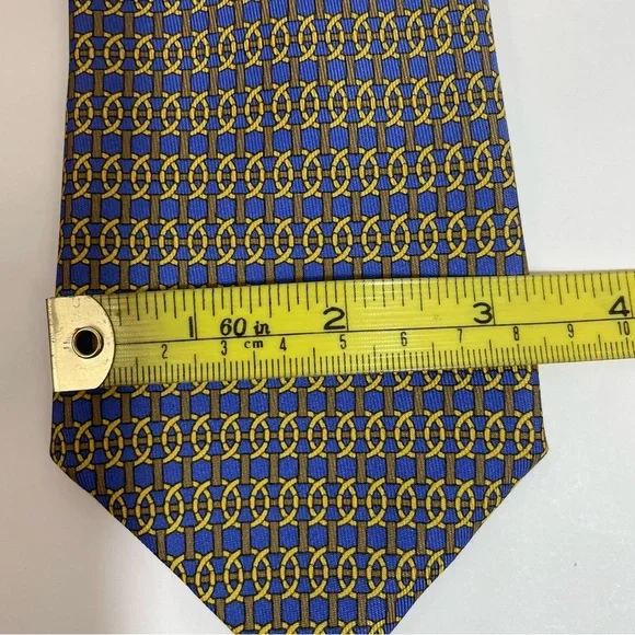 HERMES PARIS CHAINLINKBLUE AND YELLOW VINTAGE 100% SILK TIE